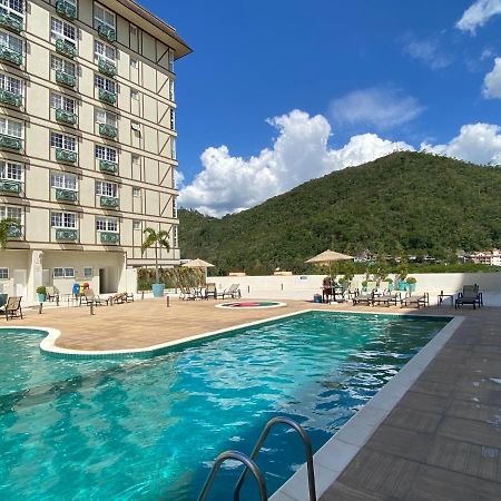 شقة Flat 217 Granja Brasil - Com Piscina Em Itaipava Petrópolis المظهر الخارجي الصورة